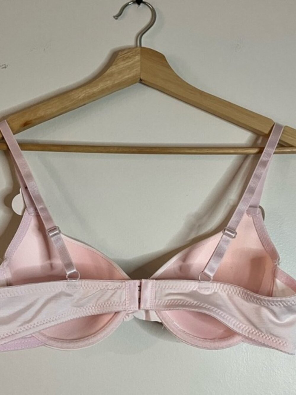 NWT Carisma Light Pink T-Shirt Bra – 36C Underwire Lightly Padded - Picture 9 of 13